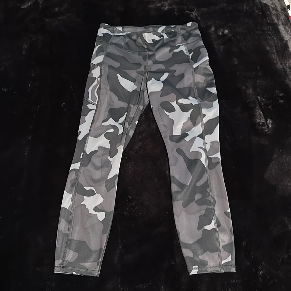 Athleta 7/8 length legging
